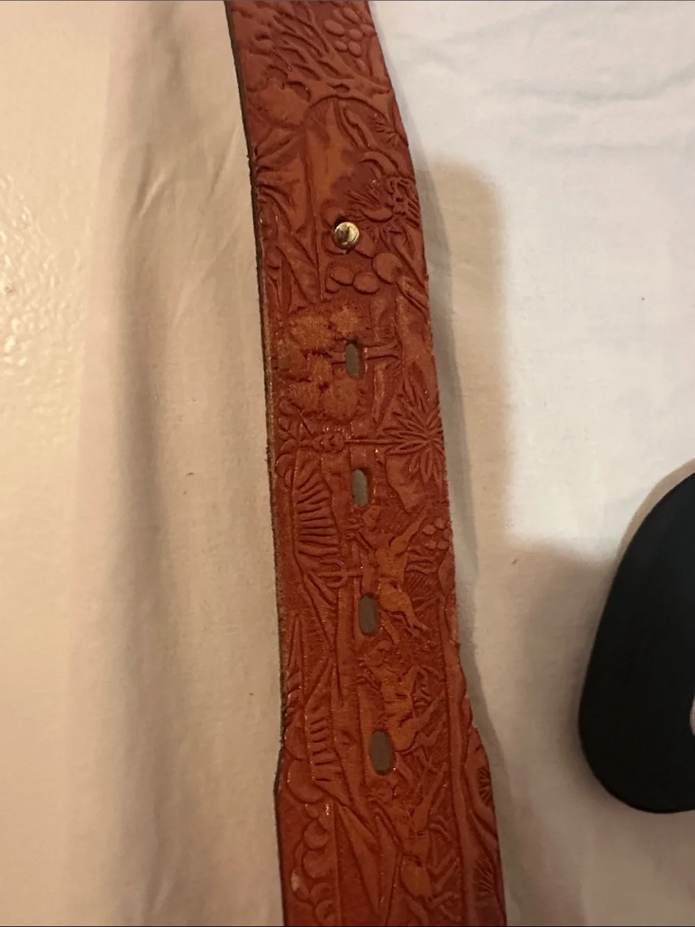Source Unknown Brown Tooled Leather Men's Belt with Silver Buckle